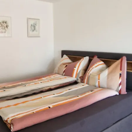 Ruhige In Appartement *